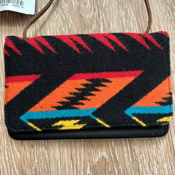 Pendleton slim wallet with strap, arrow path pattern, wool & leather - Picture 3 of 14
